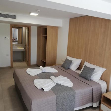 JOY Hotel Apts Agia Napa Exterior foto